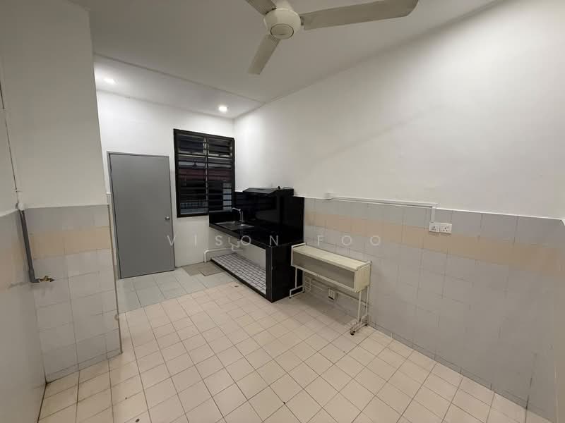 1-storey Terraced House for Rent in Masai (Johor) - Vison Foo - Kitchen - PropertyGuru.com.my