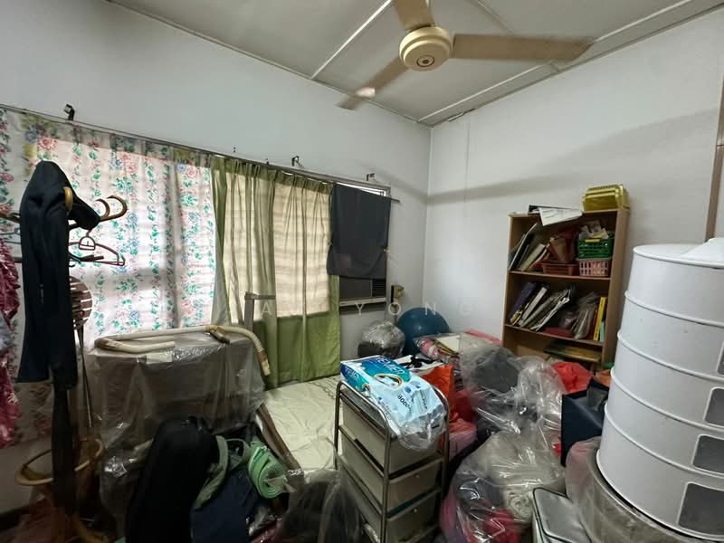 Rumah Teres 2-Tingkat untuk Dijual di Usj 2 (Subang Jaya) - Jay Yong - Bedroom - PropertyGuru.com.my