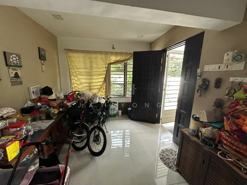 Rumah Teres 2-Tingkat untuk Dijual di Usj 2 (Subang Jaya) - Jay Yong - Entrance - PropertyGuru.com.my