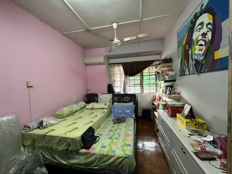 Rumah Teres 2-Tingkat untuk Dijual di Usj 2 (Subang Jaya) - Jay Yong - Bedroom - PropertyGuru.com.my