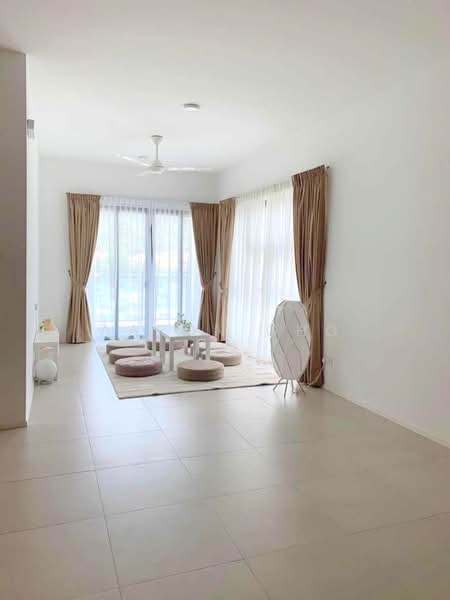 Kondominium untuk Dijual di Mira Residence - Aaron Gho - Living Room - PropertyGuru.com.my