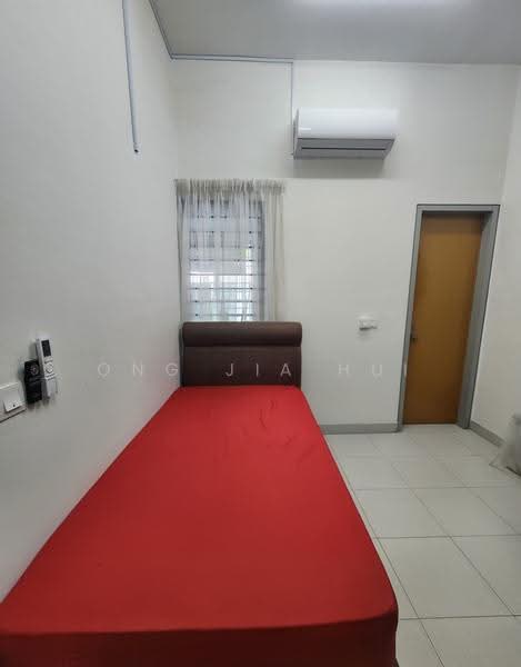 Rumah Teres 2-Tingkat untuk Dijual di Nilai Impian (Nilai) - Ong Jia Hui - Bedroom - PropertyGuru.com.my