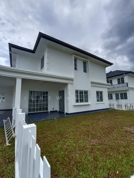 Terraced House for Sale in Semenyih (Selangor) - Juneway Lee - Exterior - PropertyGuru.com.my