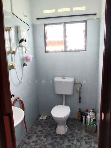 Rumah Berkembar untuk Disewa di Ulu Tiram (Johor) - Jason Tang - Bathroom - PropertyGuru.com.my