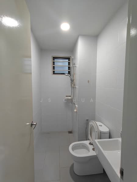 Rumah Bandar untuk Disewa di Bandar Mahkota Cheras (Cheras) - JS CHUA - Bathroom - PropertyGuru.com.my