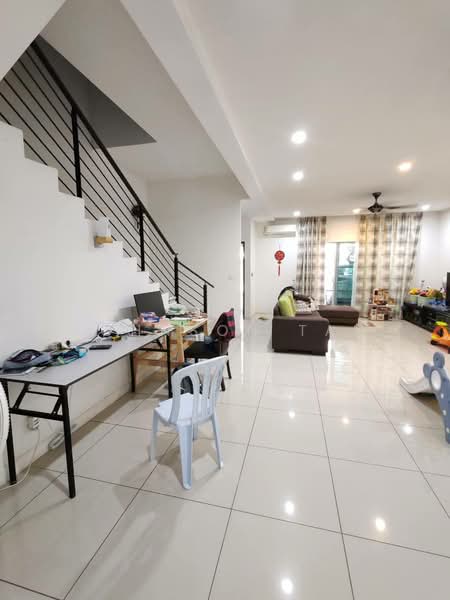 2-storey Terraced House for Sale in Taman Nusa Idaman (Iskandar Puteri (Nusajaya)) - Johnson Tan - Living Room - PropertyGuru.com.my