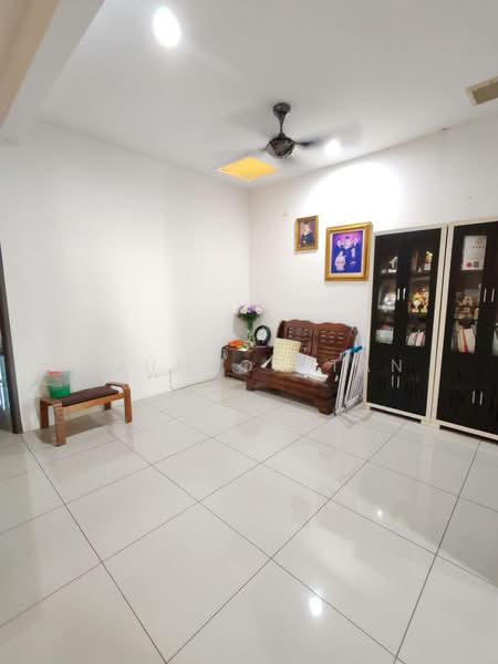 2-storey Terraced House for Sale in Taman Nusa Idaman (Iskandar Puteri (Nusajaya)) - Johnson Tan - Living Room - PropertyGuru.com.my
