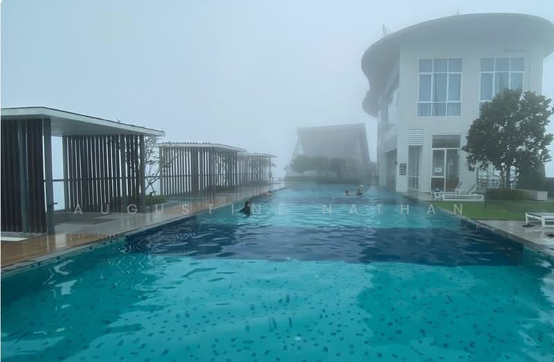 Kediaman Servis untuk Dijual di Windmill upon Hills - Augustine Nathan - Pool - PropertyGuru.com.my