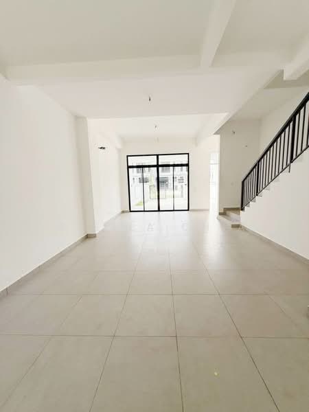 2-storey Terraced House for Sale in Setia Eco Cascadia (Tebrau) - Stella Chia - Living Room - PropertyGuru.com.my