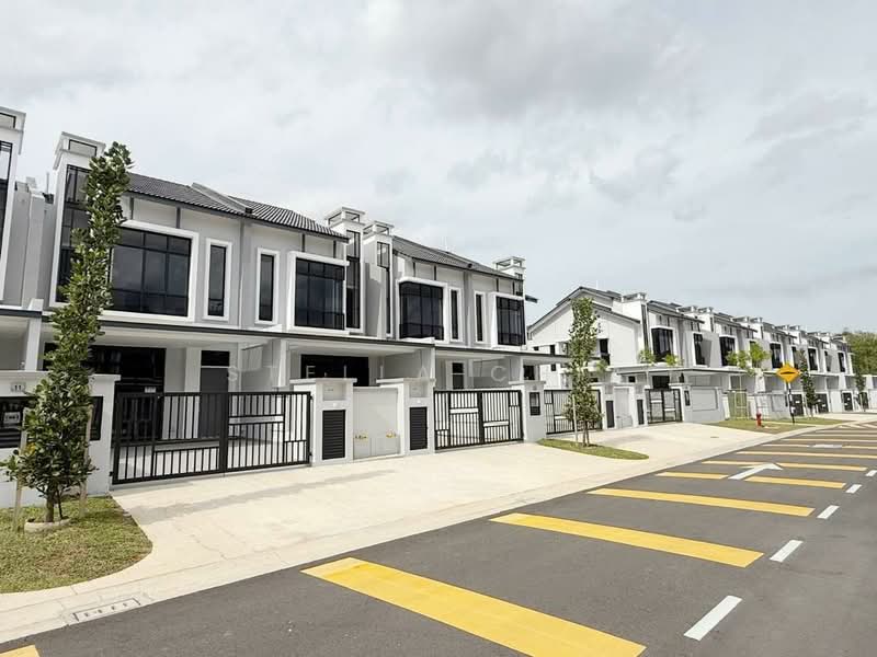 2-storey Terraced House for Sale in Setia Eco Cascadia (Tebrau) - Stella Chia - Exterior - PropertyGuru.com.my