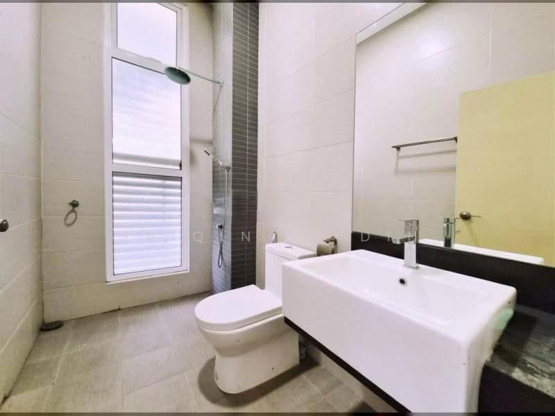 Semi-Detached House for Sale in Ampang Jaya (Ampang) - Shiqin Saidin - Bathroom - PropertyGuru.com.my