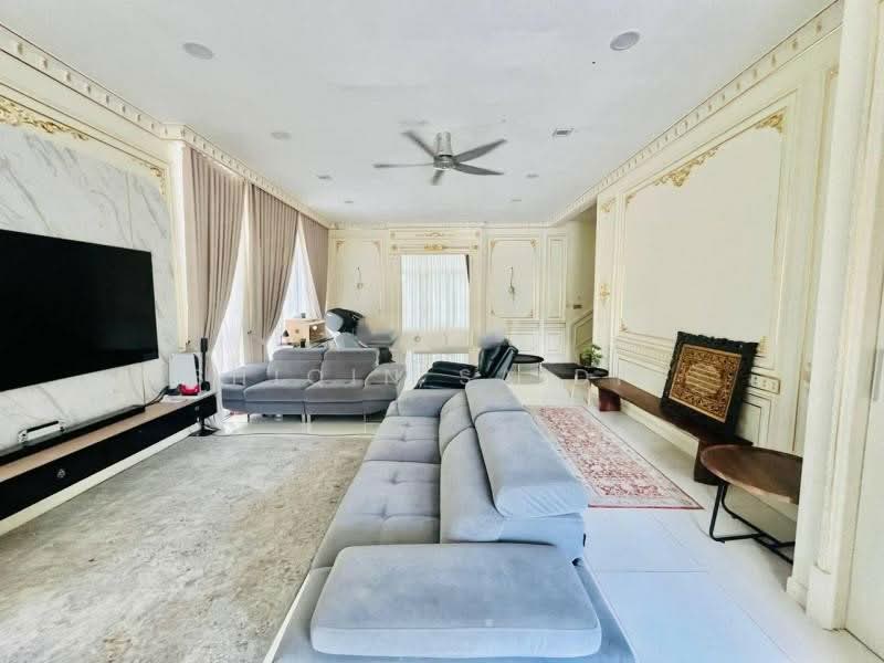 Semi-Detached House for Sale in Ampang Jaya (Ampang) - Shiqin Saidin - Living Room - PropertyGuru.com.my