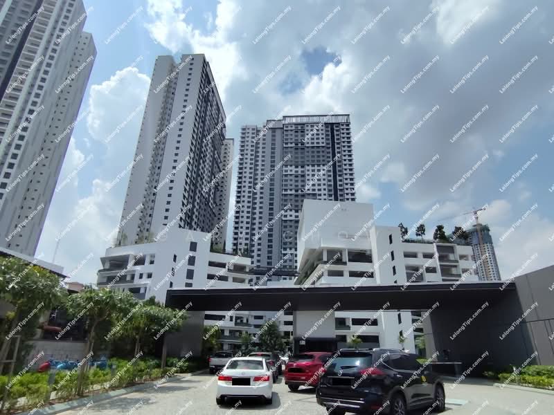 Kediaman Servis untuk Dijual di Savvy @ Riana Dutamas - Gary Chow - Exterior - PropertyGuru.com.my
