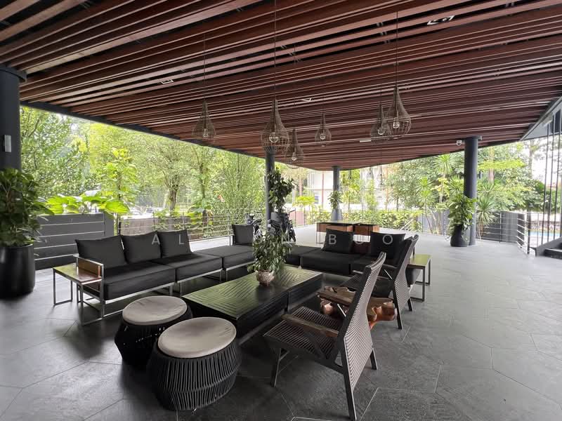 Bungalow House untuk Dijual di Serdang (Seri Kembangan) - Alston Boo - Exterior - PropertyGuru.com.my