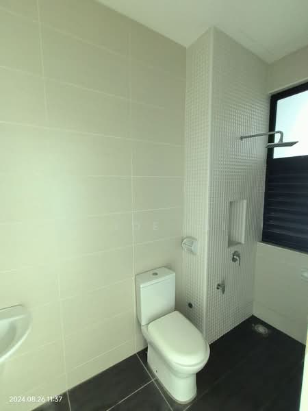 Service Residence for Sale at Sky Loft Premium Suites - Chloe Lai - Bathroom - PropertyGuru.com.my