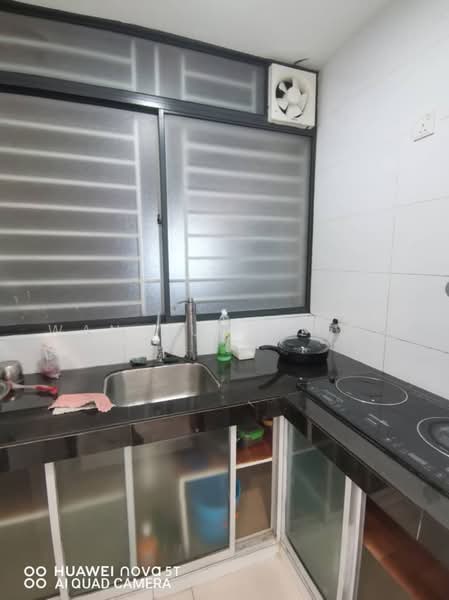 Service Residence for Sale at The Link 2 @ Bukit Jalil (Serviced Residences) - Wan Hung Liew - Kitchen - PropertyGuru.com.my