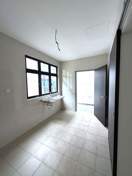 Cluster House for Sale in Taman Glenmarie (Johor Bahru) - Karl Lim - Interior - PropertyGuru.com.my