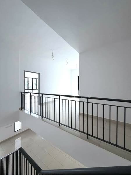 Cluster House for Sale in Taman Glenmarie (Johor Bahru) - Karl Lim - Interior - PropertyGuru.com.my