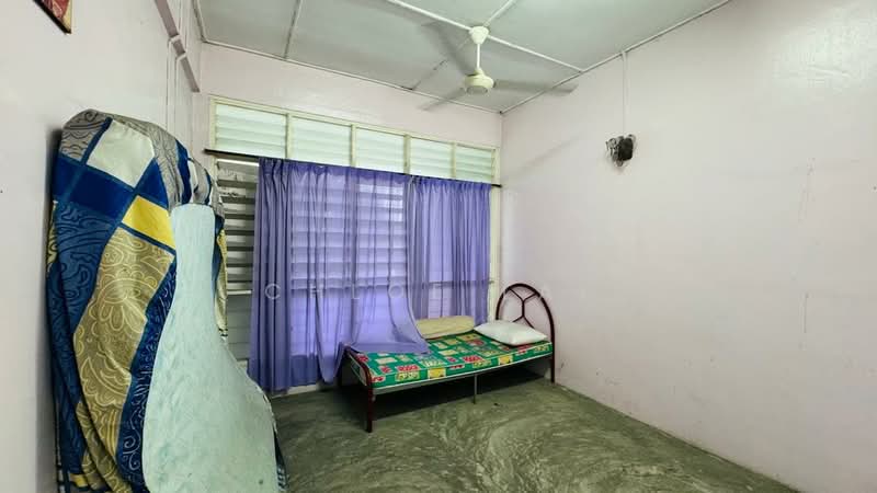 Shop / Office for Rent in Taman Indah (Pontian) - Chloe Lai - Bedroom - PropertyGuru.com.my