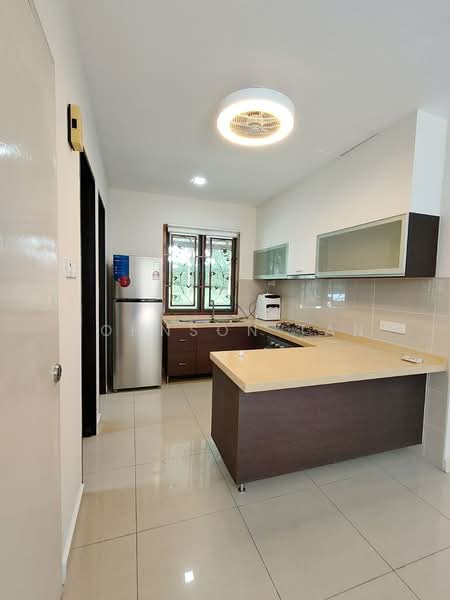 Semi-Detached House for Sale in Leisure Farm (Gelang Patah) - Johnson Tan - Kitchen - PropertyGuru.com.my