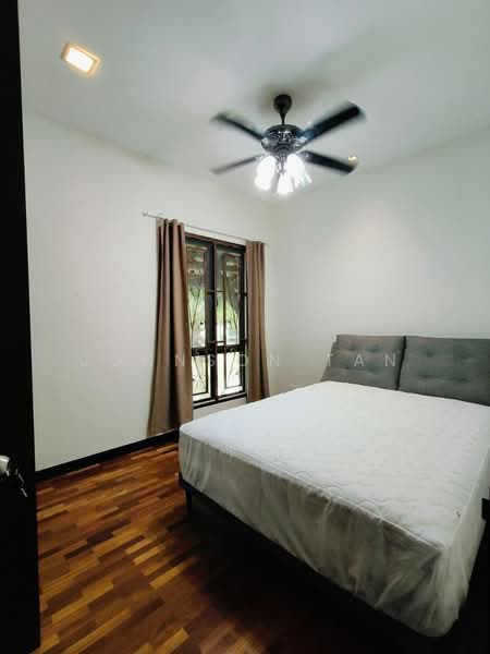 Semi-Detached House for Sale in Leisure Farm (Gelang Patah) - Johnson Tan - Bedroom - PropertyGuru.com.my