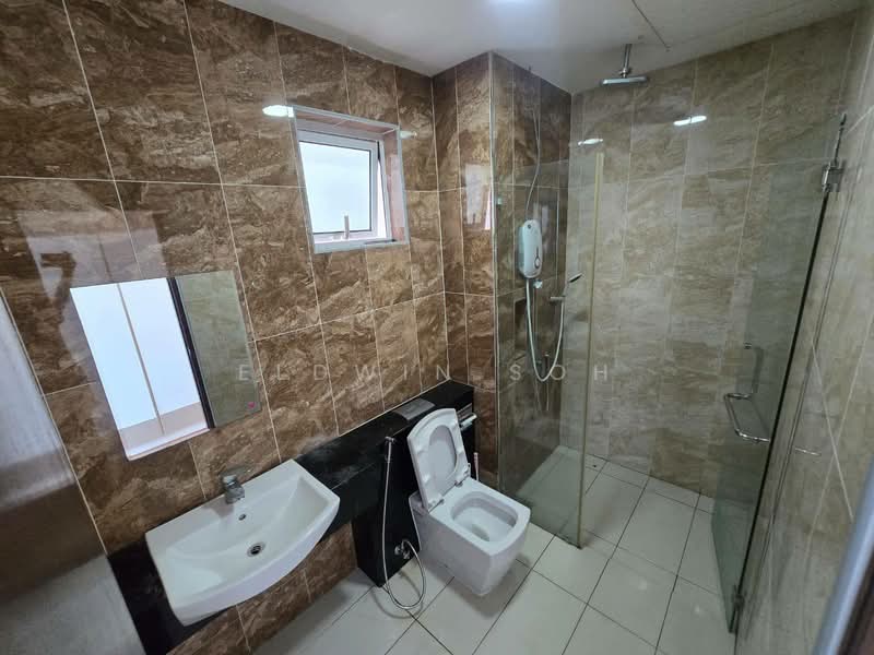 Service Residence for Rent at Paragon Residences @ Straits View - Eldwin Soh - Bathroom - PropertyGuru.com.my