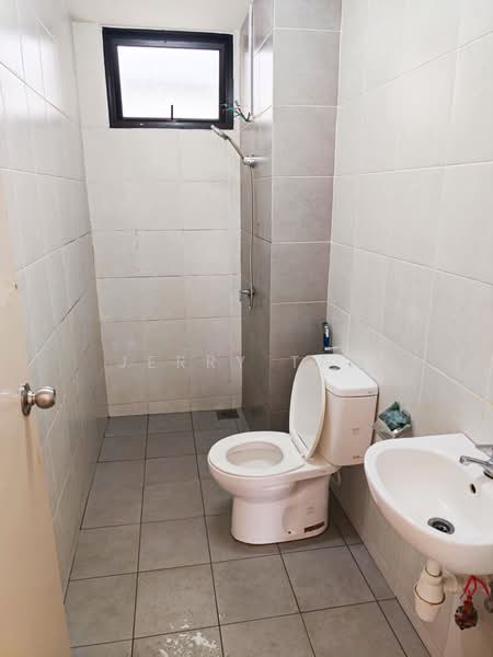 Condominium for Rent at Senzvilles (Senzo Residence) - Jerry Tan - Bathroom - PropertyGuru.com.my