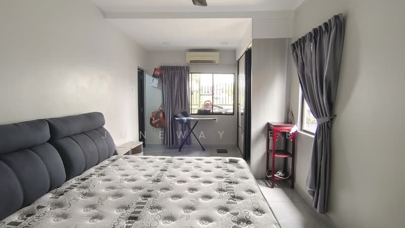 Bungalow House for Sale in Bandar Teknologi Kajang (Kajang) - Juneway Lee - Bedroom - PropertyGuru.com.my