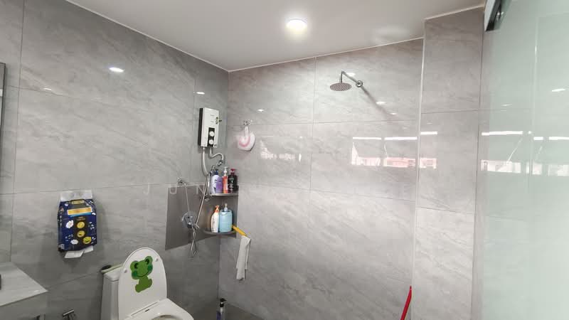 Bungalow House for Sale in Bandar Teknologi Kajang (Kajang) - Juneway Lee - Bathroom - PropertyGuru.com.my