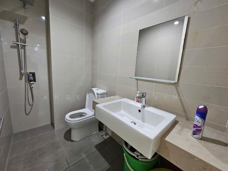 Office for Rent in KLCC (KL City Centre) - Angelina Erlin - Bathroom - PropertyGuru.com.my