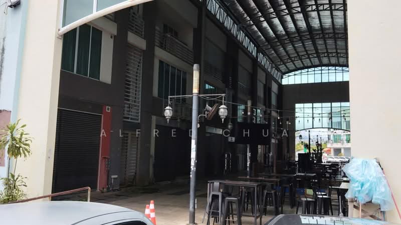 Kedai untuk Dijual di Kuching (Sarawak) - Alfred Chua - Exterior - PropertyGuru.com.my
