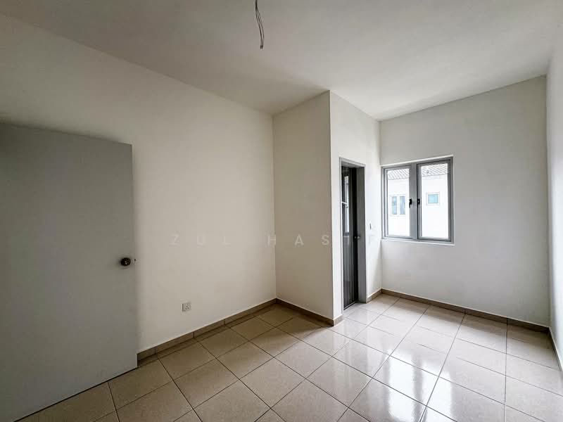 2-storey Terraced House for Sale in Sepang (Selangor) - Zul Hasif - PropertyGuru.com.my