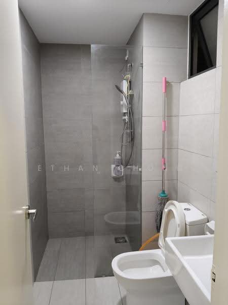 Kediaman Servis untuk Disewa di Gravit8, Klang - Ethan Chong - Bathroom - PropertyGuru.com.my