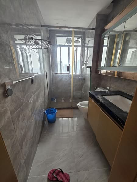 Service Residence for Rent at R&F Princess Cove Phase 1 - Ewe Bee Leng - Bathroom - PropertyGuru.com.my