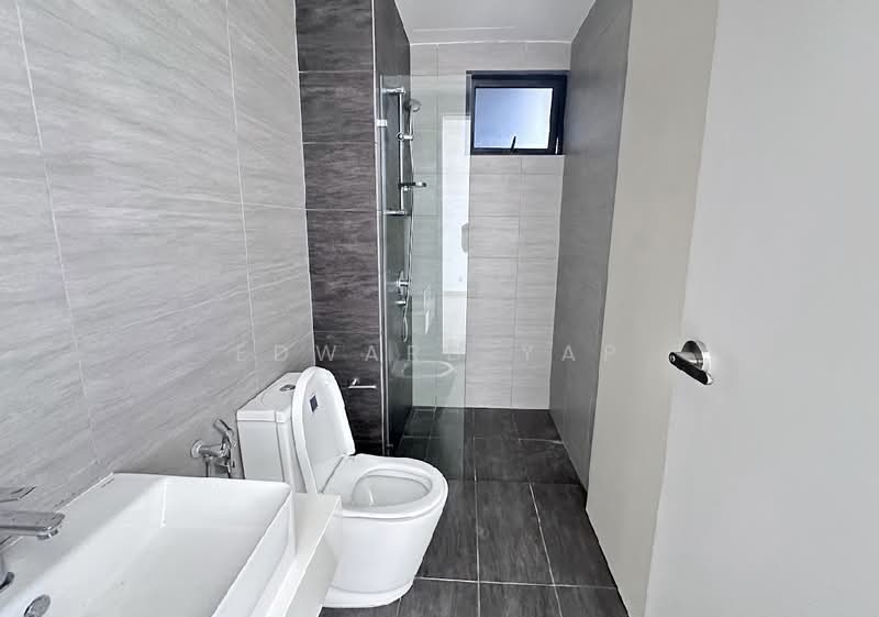 Service Residence for Sale at Trion 2 @ KL - Edward Yap - Bathroom - PropertyGuru.com.my