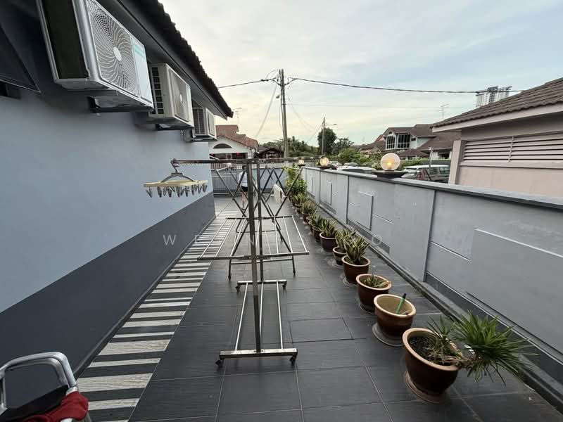 Rumah Teres 1-Tingkat untuk Dijual di Johor Bahru (Johor) - Wennes Go - Exterior - PropertyGuru.com.my