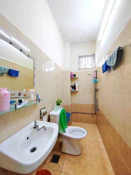 3-storey Terraced House for Sale in Ayer Itam (Penang) - Pauline Cheong - Bathroom - PropertyGuru.com.my