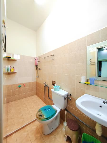 3-storey Terraced House for Sale in Ayer Itam (Penang) - Pauline Cheong - Bathroom - PropertyGuru.com.my