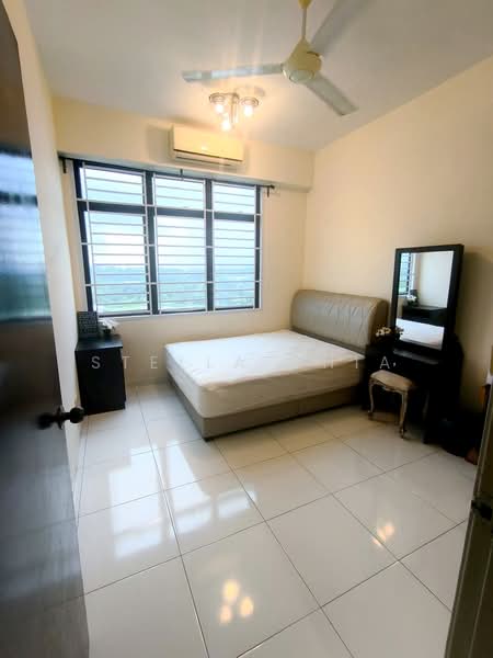 Service Residence for Sale at Sky Gardens Residences - Stella Chia - Bedroom - PropertyGuru.com.my