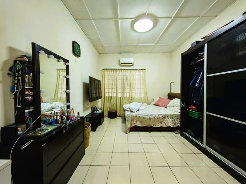 Rumah Teres 1-Tingkat untuk Dijual di Taman Keramat (Ulu Kelang) - Shiqin Saidin - Bedroom - PropertyGuru.com.my