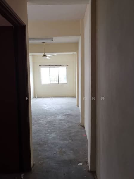 Apartment for Sale at Pangsapuri Putra Raya - Even Chong - Interior - PropertyGuru.com.my