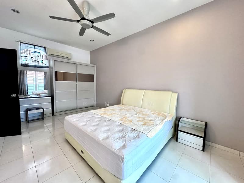 3-storey Terraced House for Sale in Sungai Ara (Penang) - Ben Hew - Bedroom - PropertyGuru.com.my