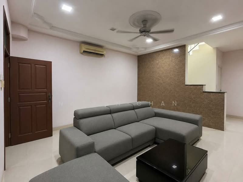 Rumah Teres 2-Tingkat untuk Dijual di Taman Sutera Utama (Skudai) - Nathan Chan - PropertyGuru.com.my