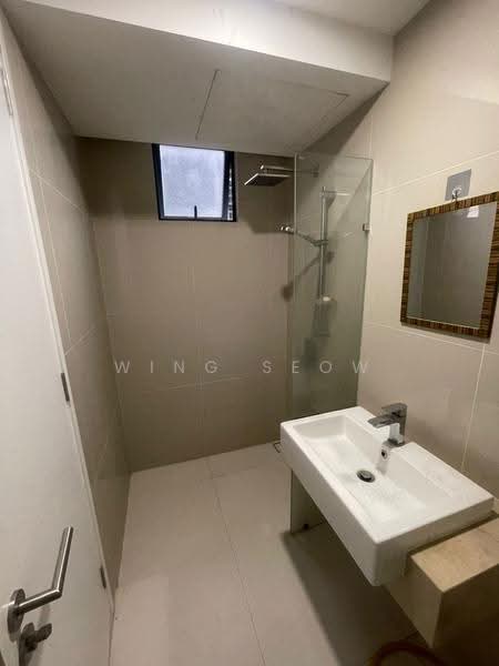 Service Residence for Sale at United Point (Residensi Berpadu) - Wing Seow - Bathroom - PropertyGuru.com.my