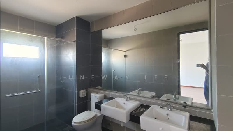 Terraced House for Sale in Kajang East (Semenyih) - Juneway Lee - Bathroom - PropertyGuru.com.my
