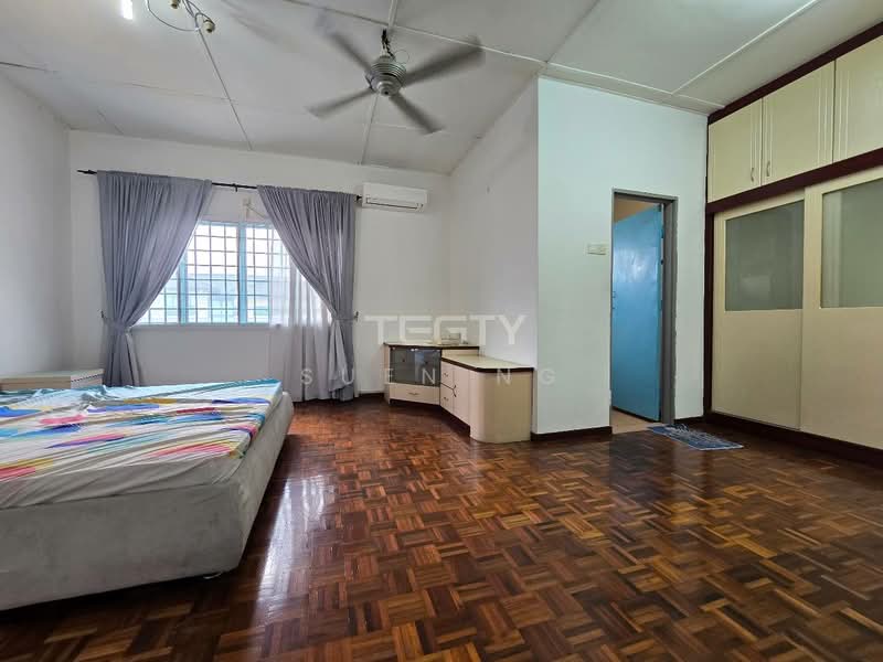 Rumah Teres 2-Tingkat untuk Disewa di Shah Alam (Selangor) - Suen Ng - Bedroom - PropertyGuru.com.my