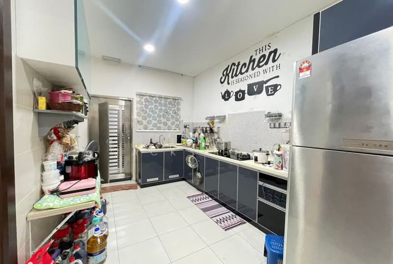 Rumah Teres 1-Tingkat untuk Dijual di Taman Bukit Maluri (Kepong) - Jack Chan - Kitchen - PropertyGuru.com.my