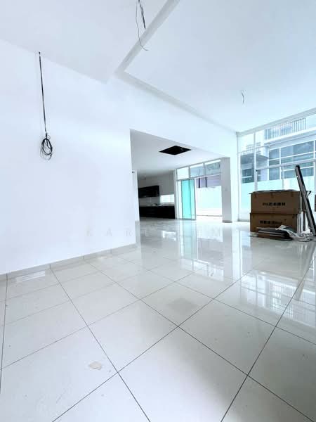 Semi-Detached House for Sale in Taman Seri Austin (Tebrau) - Karl Lim - Interior - PropertyGuru.com.my