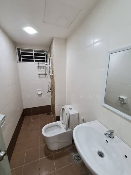 Kondominium untuk Disewa di Suasana Lumayan - KINKI CHAN - Bathroom - PropertyGuru.com.my