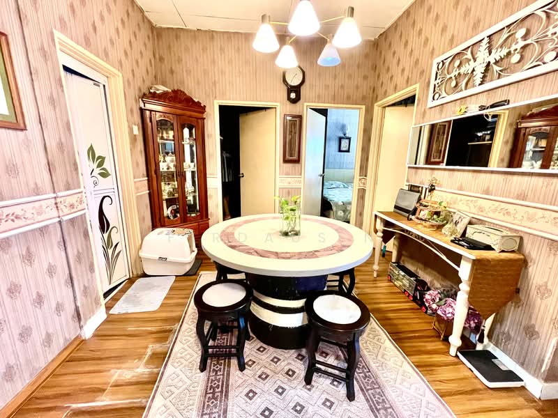 Apartment for Rent at Mutiara Subang - Firdaus N - Dining Room - PropertyGuru.com.my